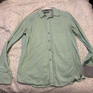 Buckle Black Standard Fit button down Mint Green Size Medium